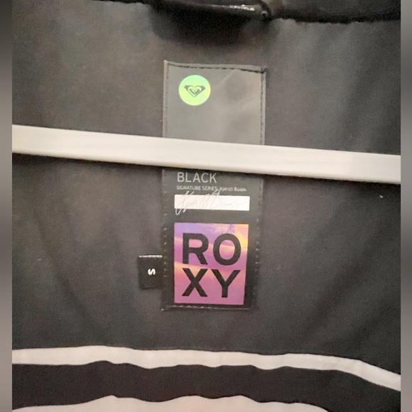 Roxy // Denim Chambray Snowboarding Jacket - Picture 10 of 11